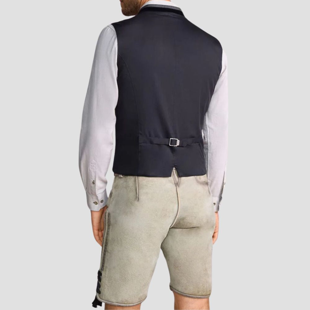 Celebrate in style with this trendy Bavarian vest for men, designed to make you stand out at Oktoberfest and German cultural events