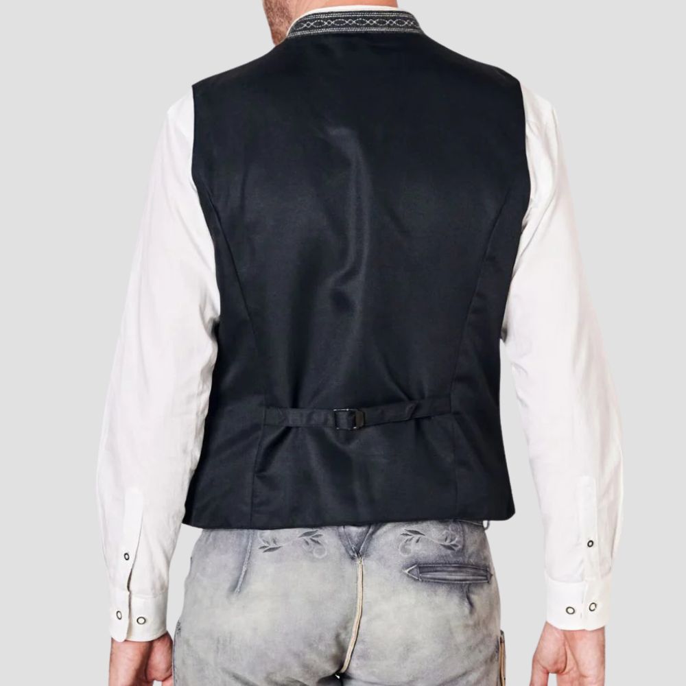 Step into cultural festivities with this men’s embroidered Trachten vest, offering authentic design and timeless appeal.