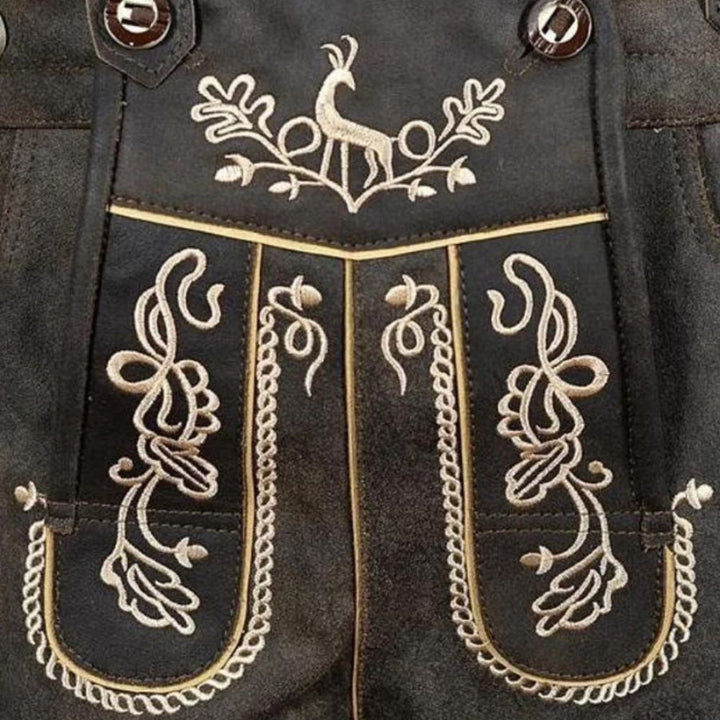 These authentic men’s Lederhosen are a must-have for any Bavarian cultural event, offering a perfect blend of tradition and elegance.
