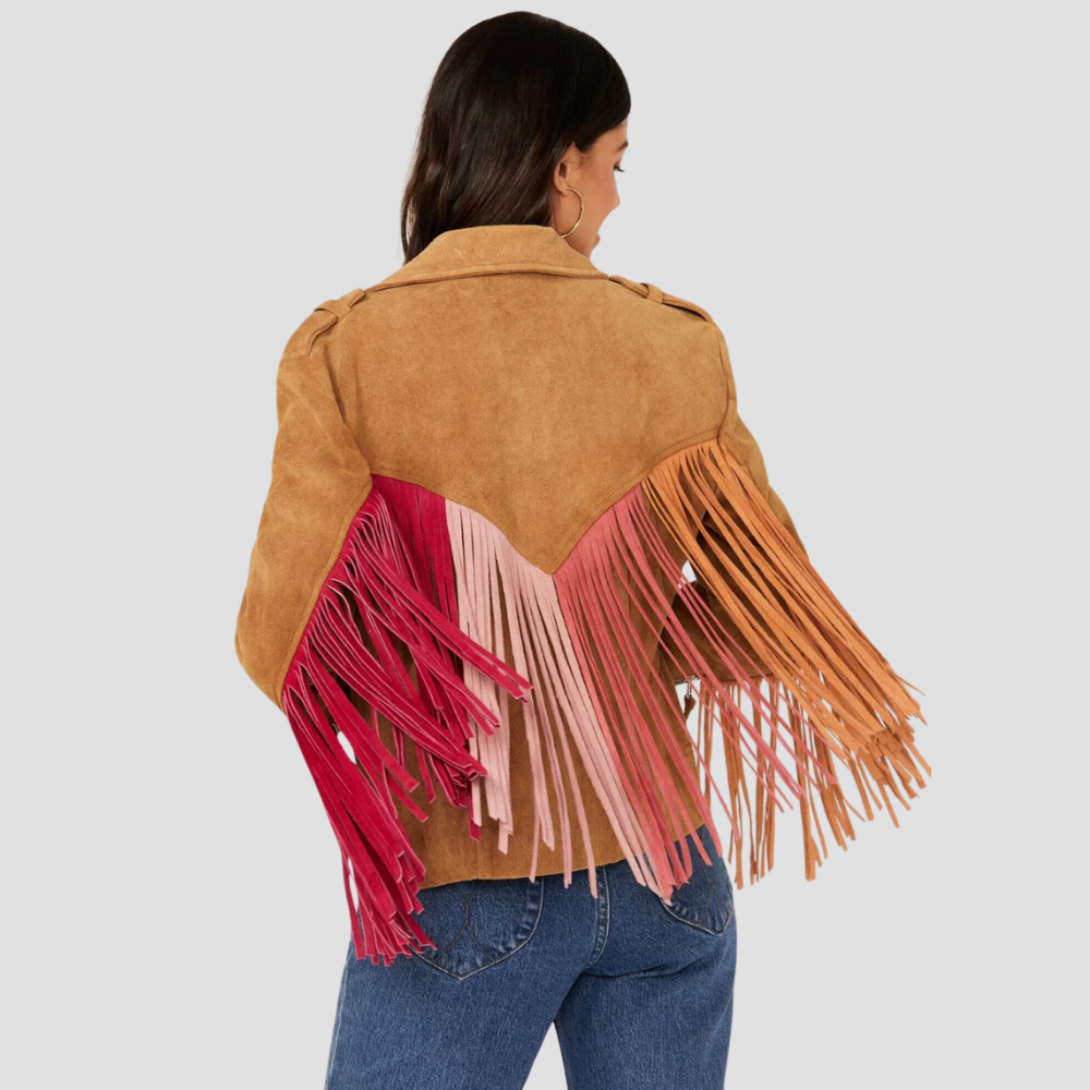 Make a statement with an elegant suede leather jacket for women. The Western fringes and soft suede create a unique, stylish look that blends elegance with Western flair.