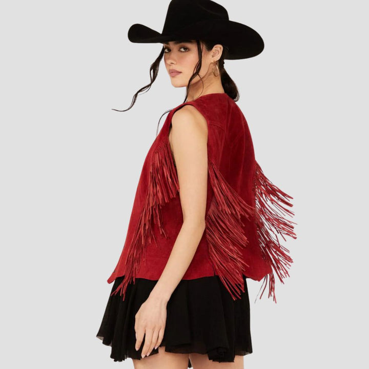 Trendy fringe leather vest for women, combining stylish cowgirl vibes with modern flair for a unique look.