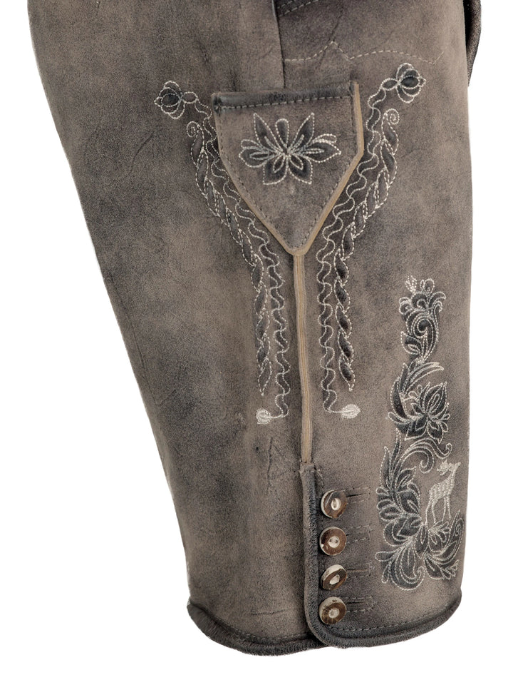 lederhosen embroidery for premium look