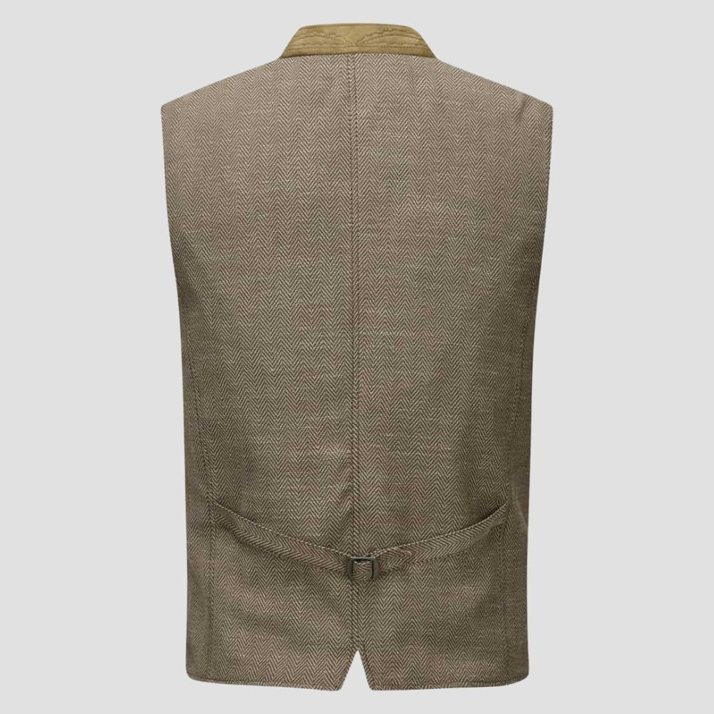 Perfect for any U.S. folk festival, this men’s embroidered leather Trachten vest blends classic craftsmanship with modern elegance.