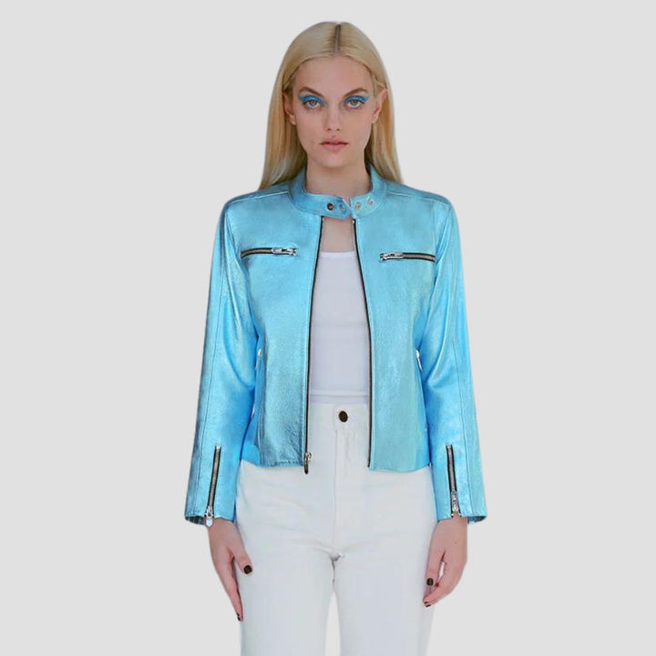 Shop metallic jackets for women with a band collar, designed for cozy comfort. This stylish jacket combines a sleek metallic finish with a comfortable band collar for warmth.