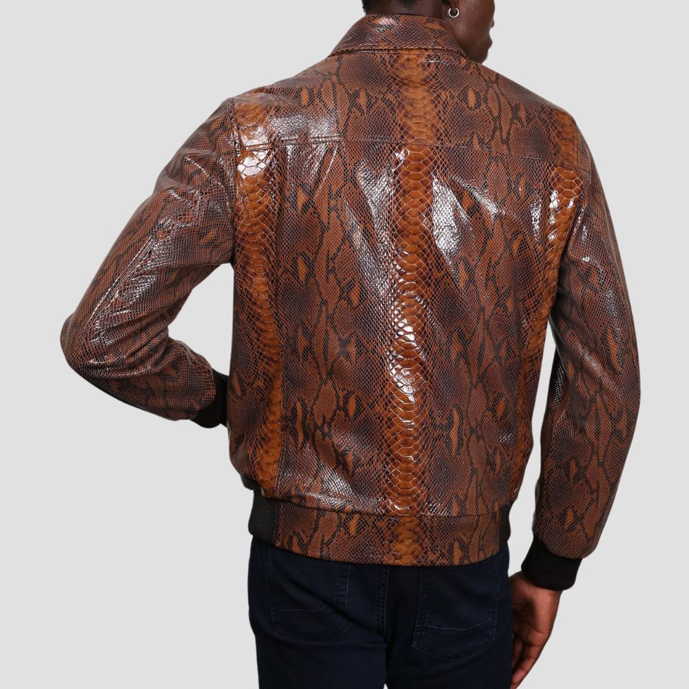 Crafted for the urban explorer, this men’s snakeskin leather jacket adds a chic, trendy edge to your winter wardrobe.