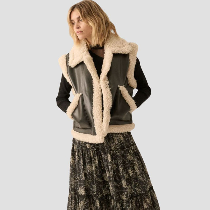 Experience ultimate luxury with this premium fur leather vest for women, featuring soft, high-quality fur lining and sleek leather for an elegant, stylish look.