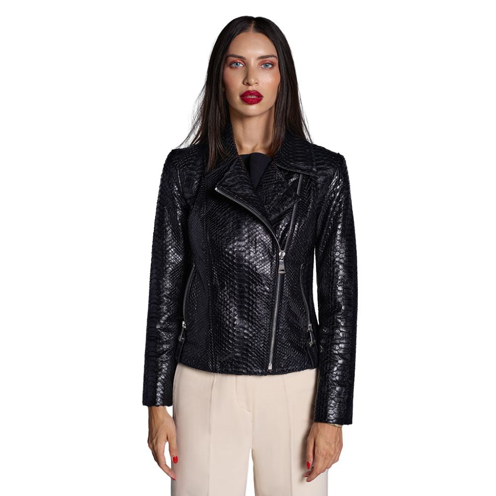 This women's snakeskin leather jacket combines bold design with luxurious leather. Ideal for the edgy woman who craves a standout fashion statement.