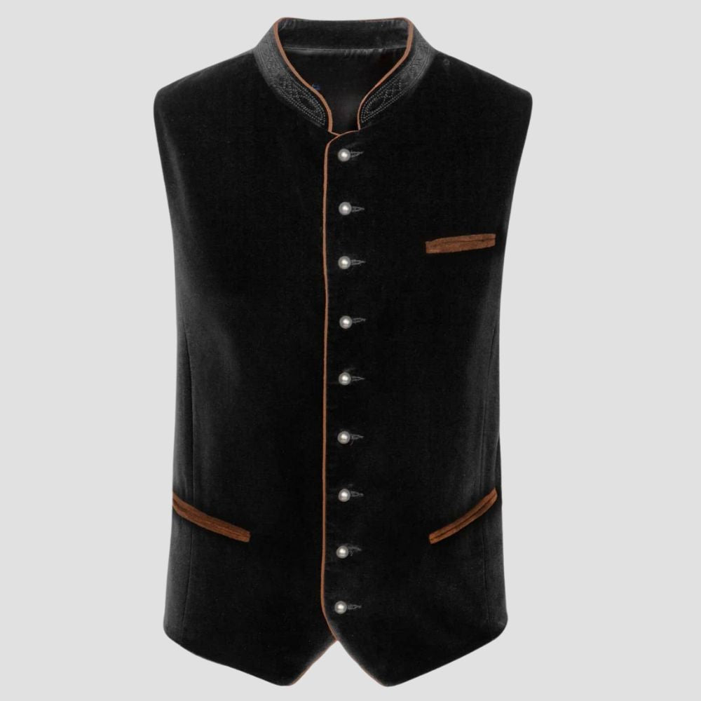 Designed for men who appreciate quality, this black velvet Trachten vest offers the ideal mix of heritage and contemporary fashion.