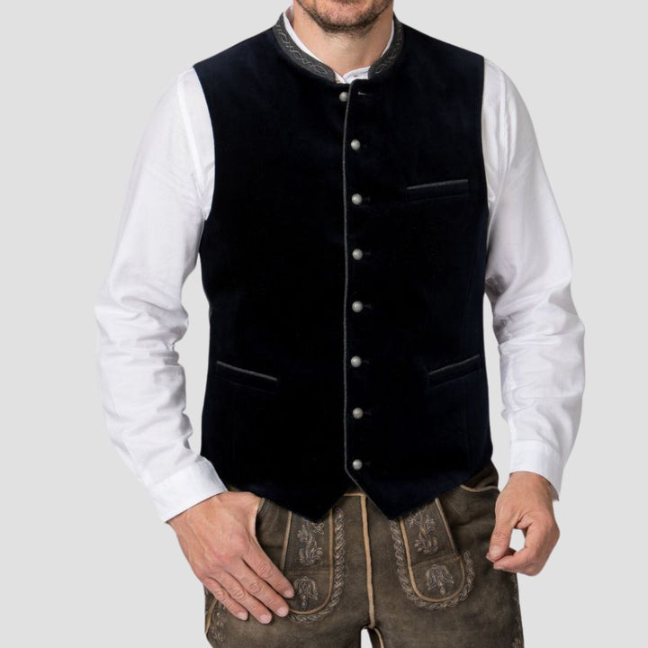 Complete your festival costume with this top-rated men’s Trachten vest, designed for Oktoberfest and cultural celebrations.