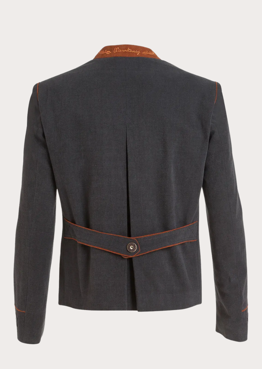 Premium double-breasted Trachten jacket for men inspired by Bavarian heritage