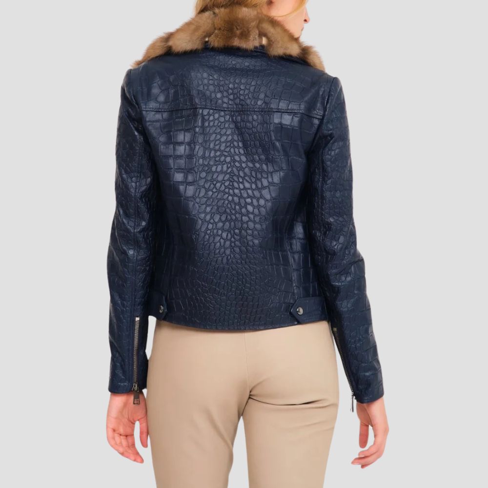  Stand out with this unique crocodile leather jacket for women. Its versatile design pairs well with various outfits, making it a staple piece for any wardrobe.